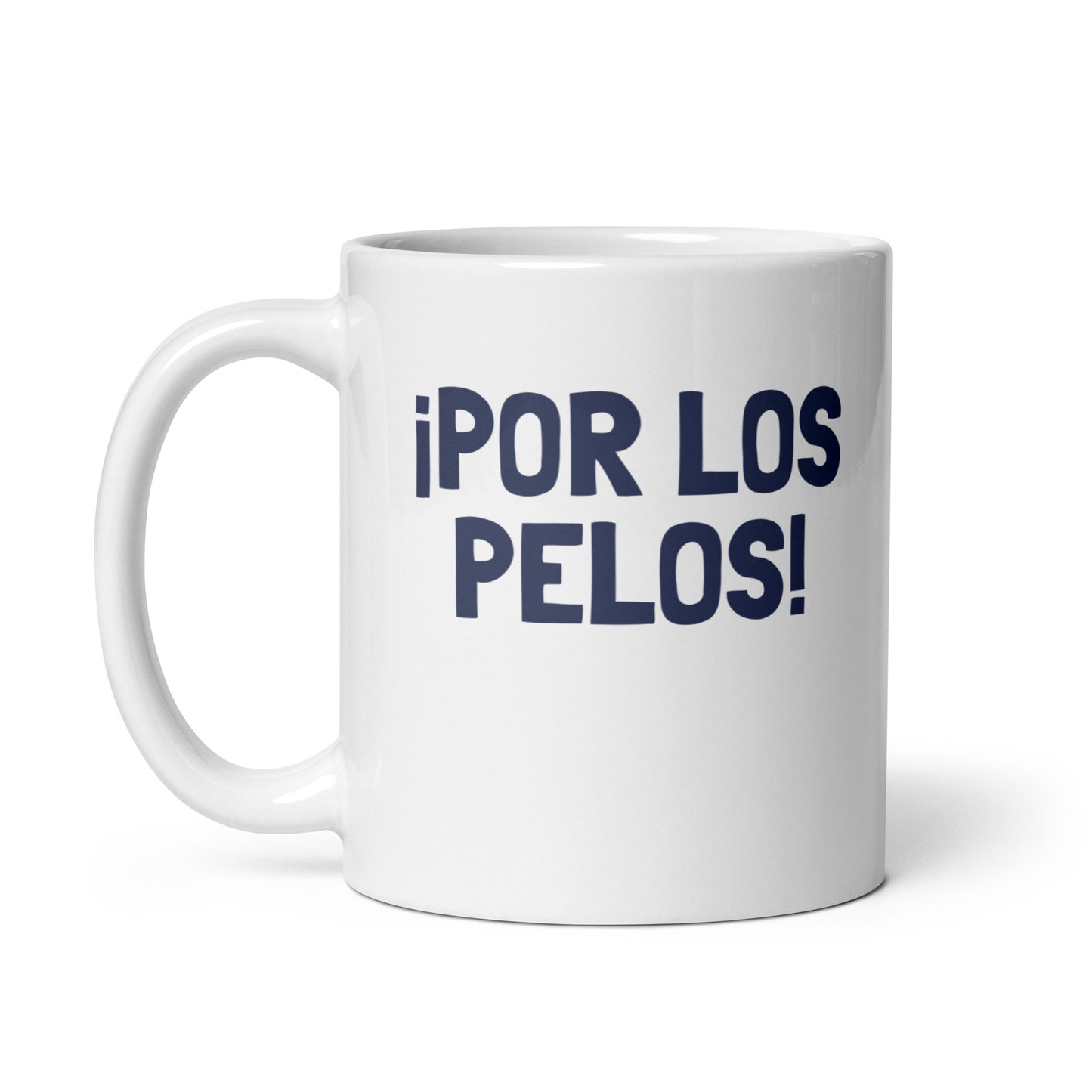Taza con frase “¡Por los pelos!” en estilo llamativo y divertido