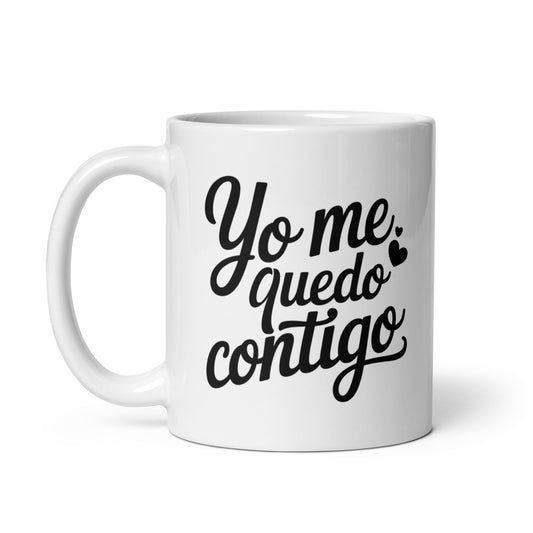 Taza con frase “Yo me quedo contigo” para enamorados