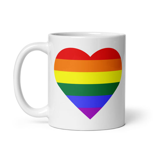Taza con diseño de corazón en colores de la bandera inclusiva