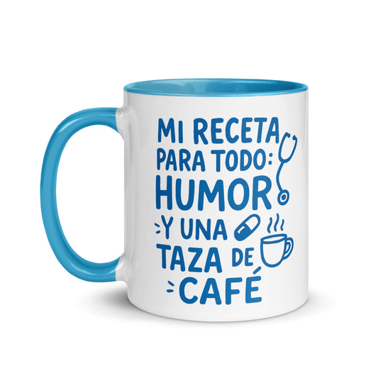 Taza con frase “Mi receta para todo: humor y una taza de café”