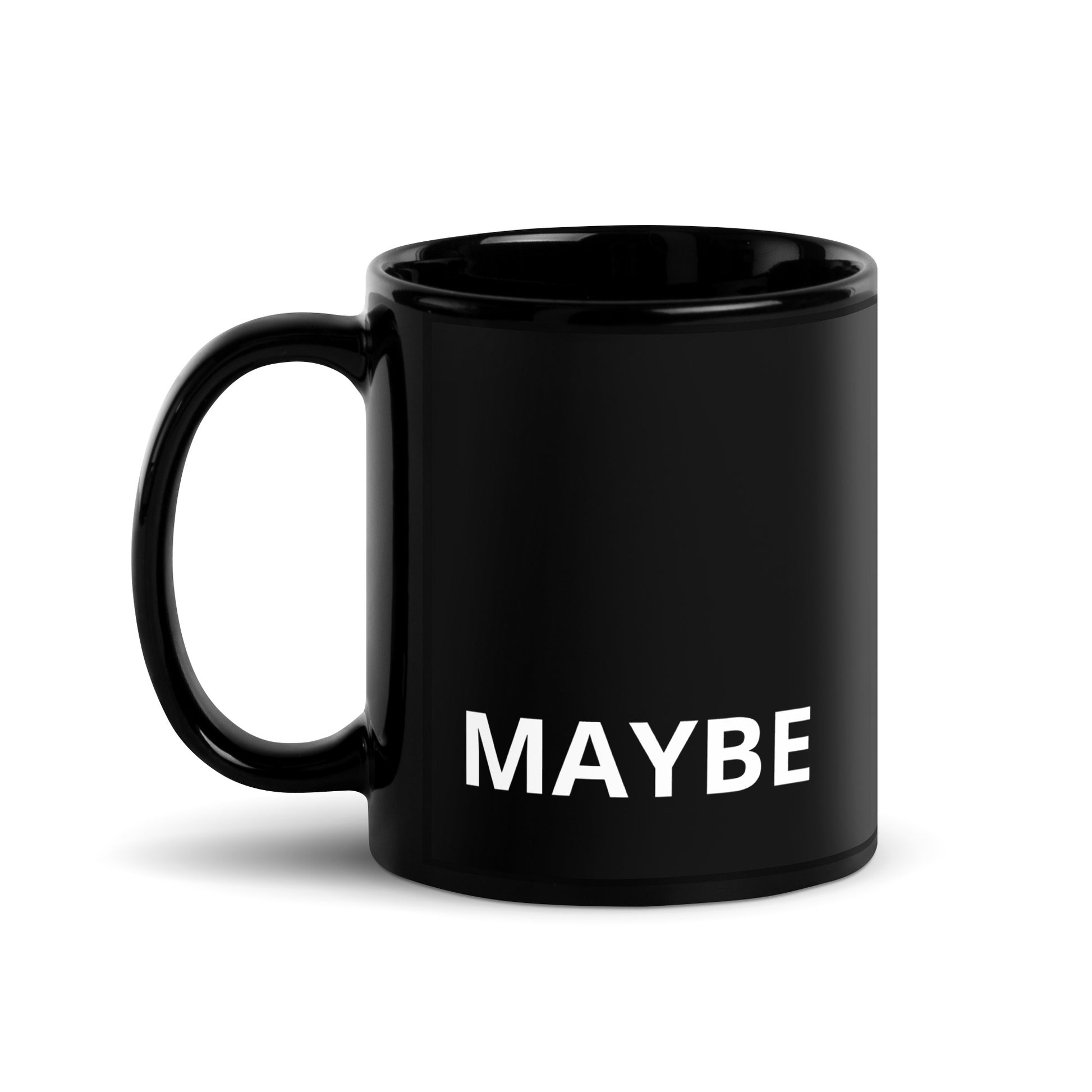 Taza con la palabra “MAYBE” en diseño minimalista