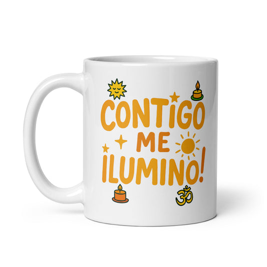 Taza con frase “Contigo me ilumino!” para amantes del yoga