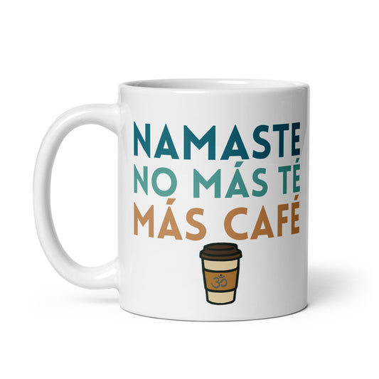 Taza con frase “Namaste. No más té. Más café.” para amantes del yoga